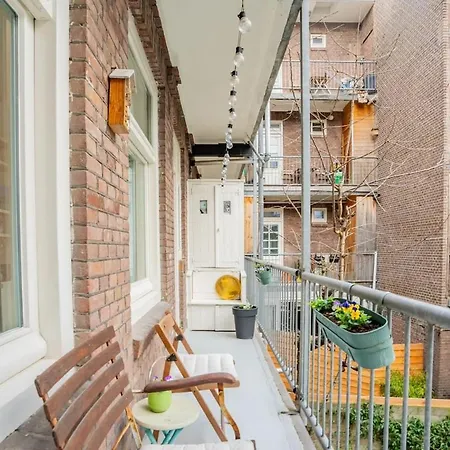 Modern Bright In Trendy De Pijp أمستردام
